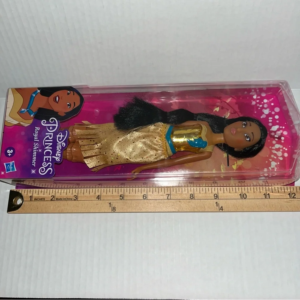Hasbro Disney’s Pocahontas Princess‎ Royal Shimmer Fashion Doll New in Box